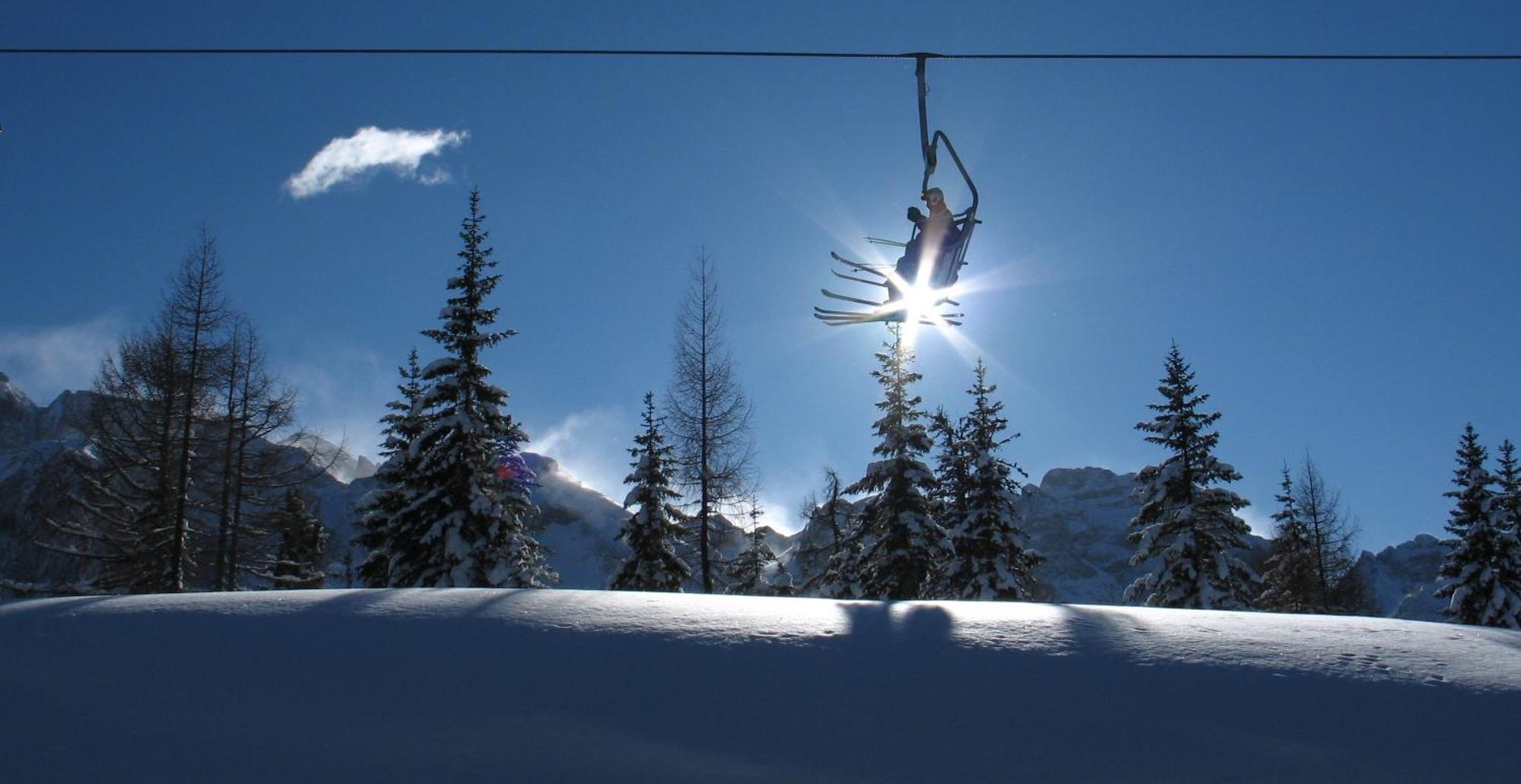 Chalet Fiocco Di Neve ピンツォーロ エクステリア 写真