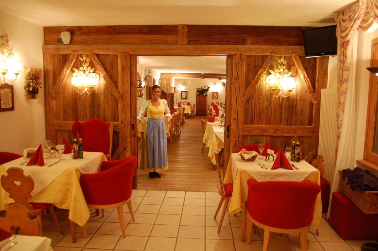 Chalet Fiocco Di Neve ピンツォーロ エクステリア 写真